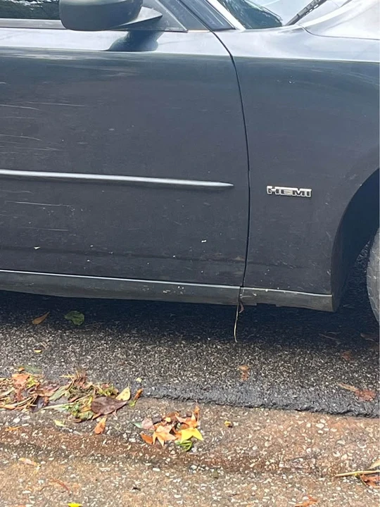 2008 Dodge Charger 6th Gen - Image 2 of 5
