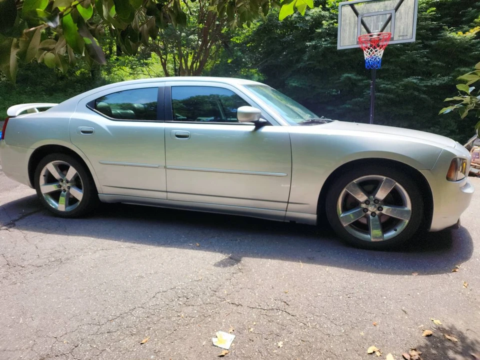 2008 Dodge Charger 6th Gen - Image 4 of 12