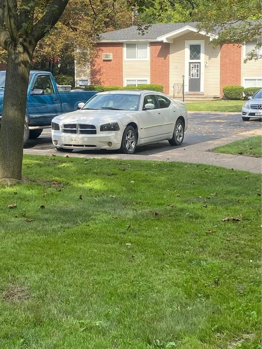 2008 Dodge Charger 6th Gen - Image 8 of 13