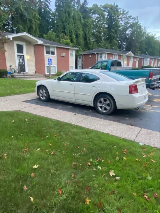 2008 Dodge Charger 6th Gen - Image 5 of 13