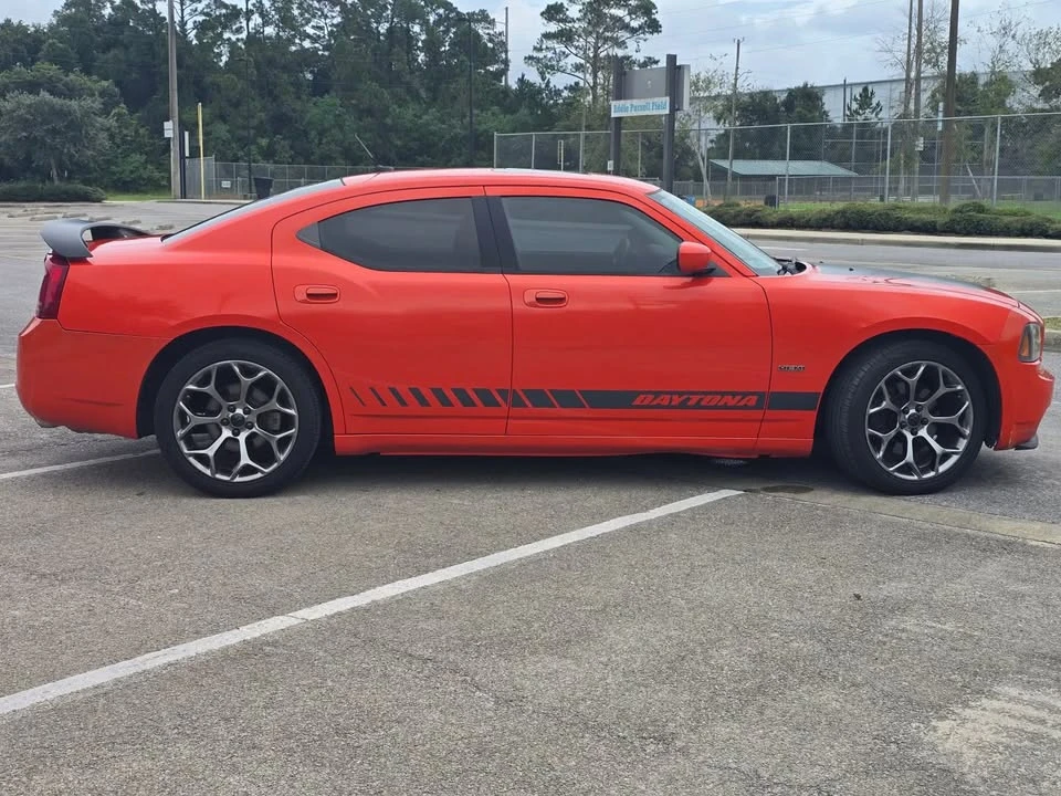 2008 Dodge Charger 6th Gen - Image 2 of 14