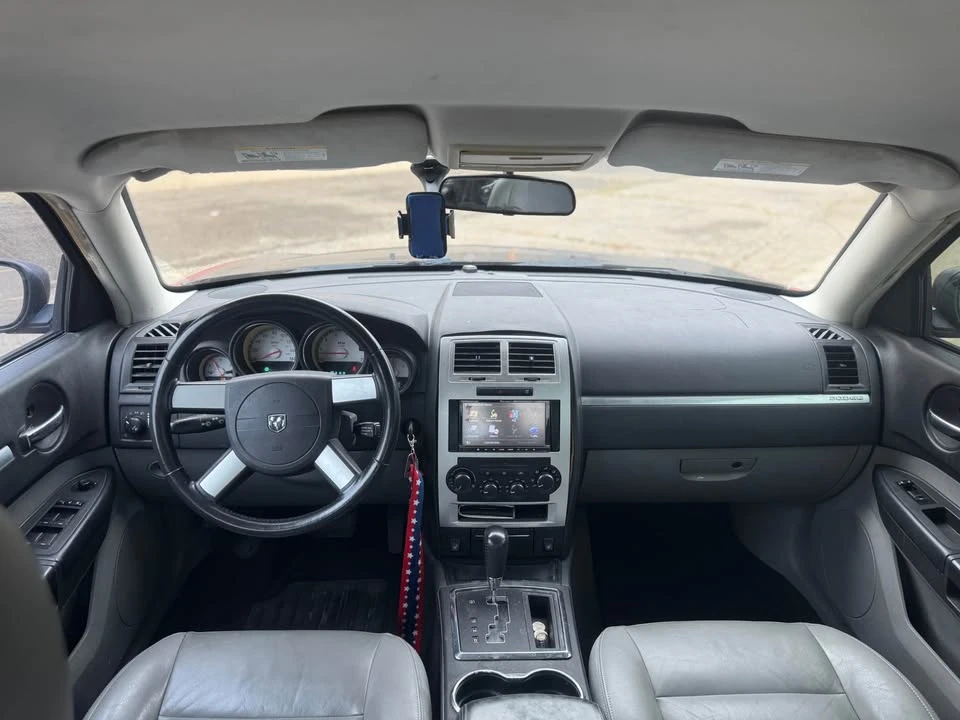2008 Dodge Charger 6th Gen - Image 11 of 19
