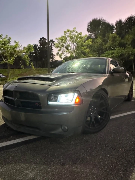 2008 Dodge Charger 6th Gen - Image 2 of 6