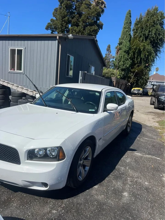 2008 Dodge Charger 6th Gen - Image 2 of 3