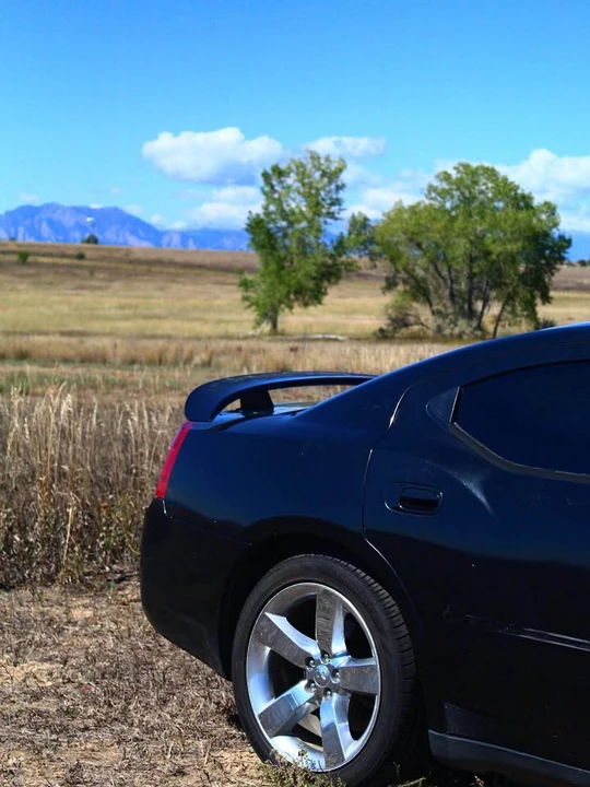 2008 Dodge Charger 6th Gen - Image 2 of 9