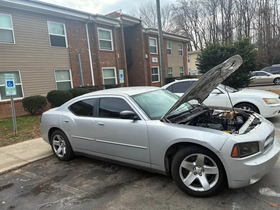 2008 Dodge Charger 6th Gen - Image 2 of 4