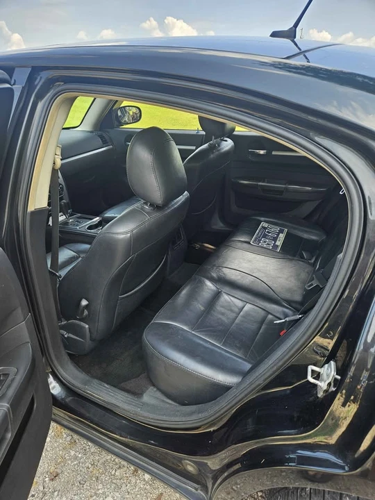 2008 Dodge Charger 6th Gen - Image 13 of 18