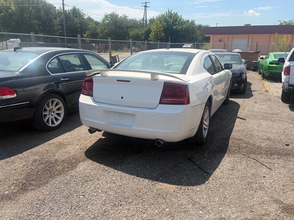 2008 Dodge Charger 6th Gen - Image 5 of 6