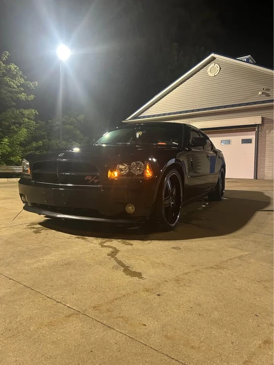 2008 Dodge Charger 6th Gen - Image 2 of 5