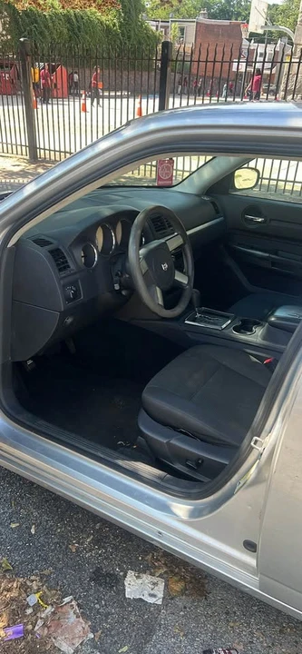 2008 Dodge Charger 6th Gen - Image 2 of 5