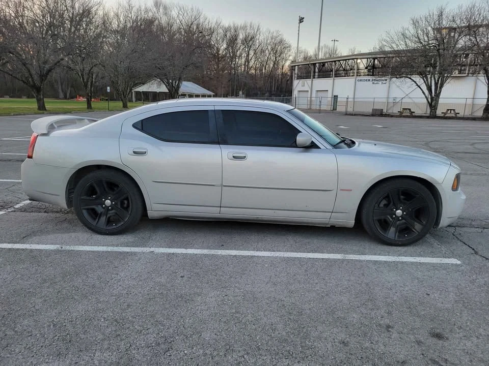 2008 Dodge Charger 6th Gen - Image 2 of 9