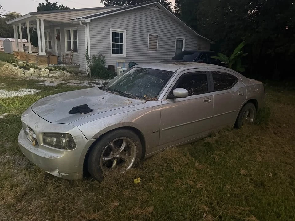 2008 Dodge Charger 6th Gen - Image 2 of 4