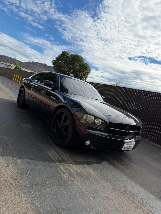 2008 Dodge Charger 6th Gen - Image 3 of 8