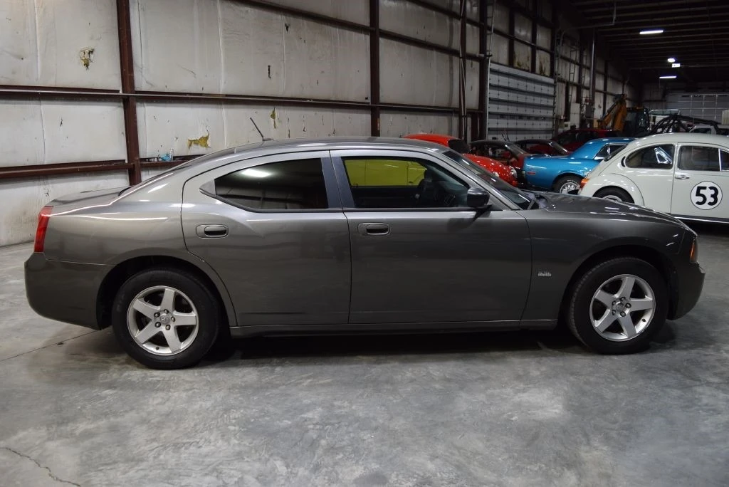 2008 Dodge Charger 6th Gen - Image 9 of 12