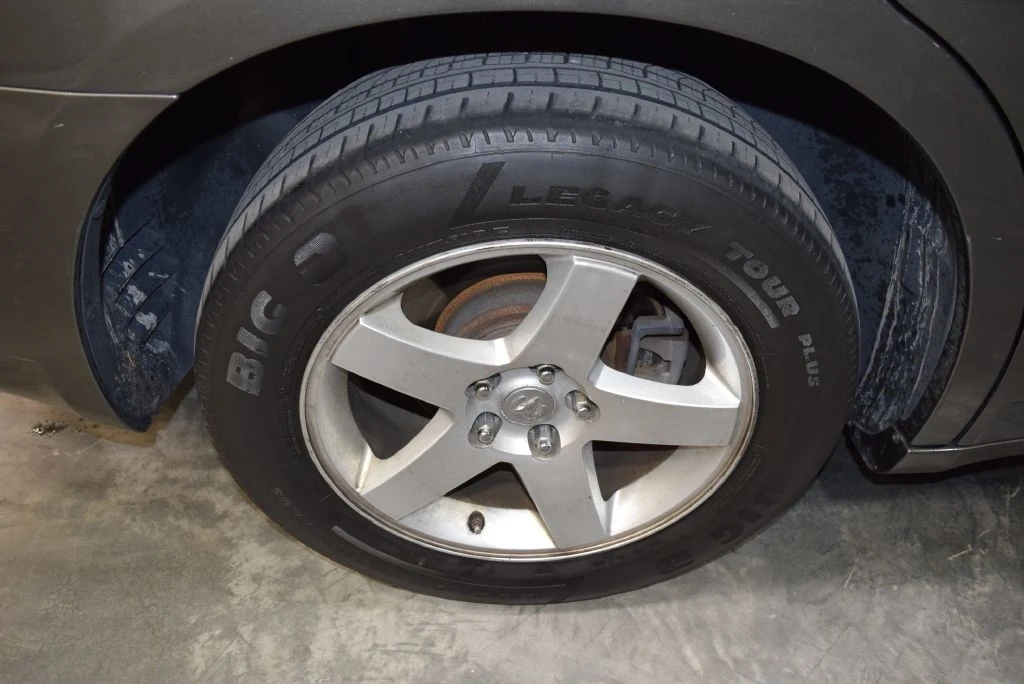 2008 Dodge Charger 6th Gen - Image 11 of 12