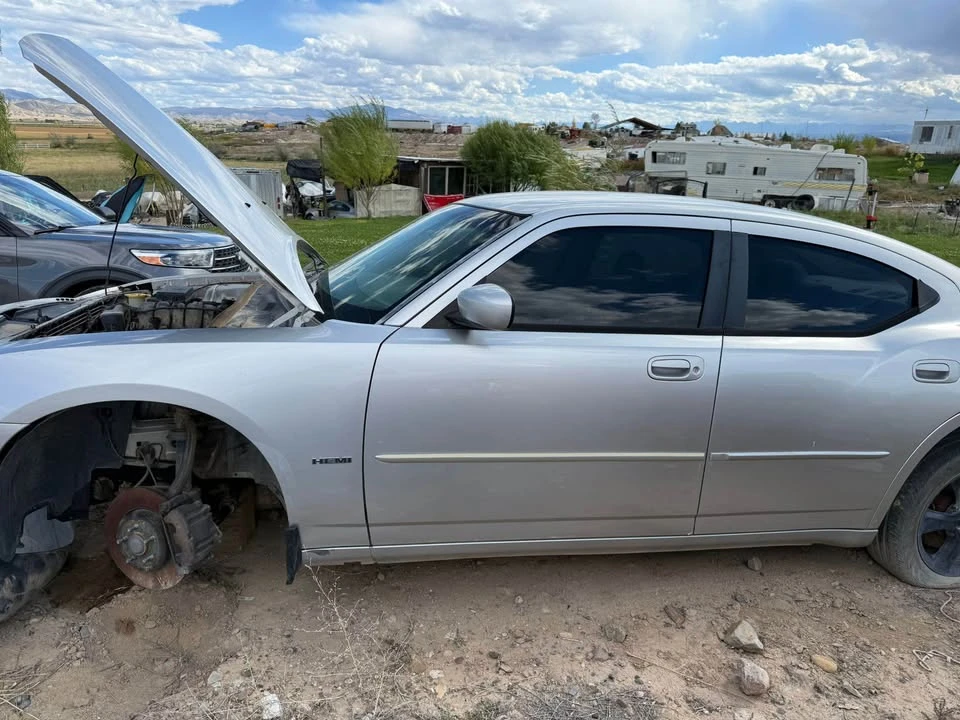 2008 Dodge Charger 6th Gen - Image 5 of 6