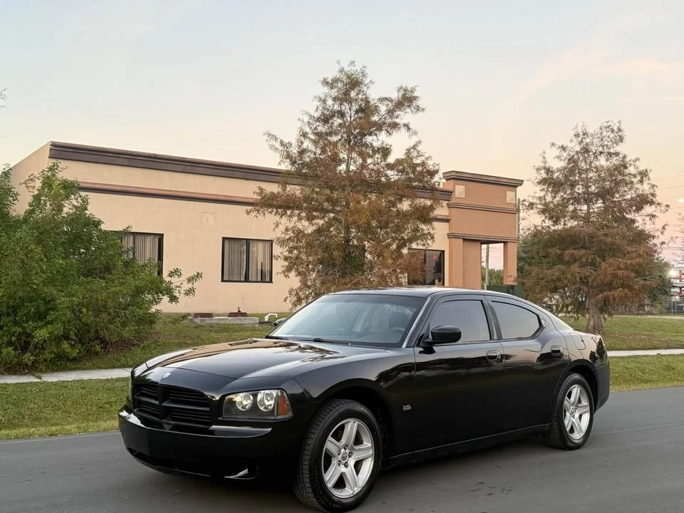 2008 Dodge Charger 6th Gen - Image 11 of 15