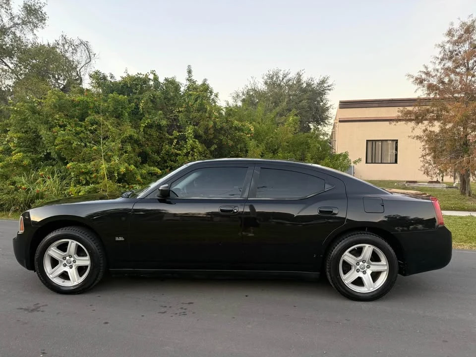 2008 Dodge Charger 6th Gen - Image 10 of 15