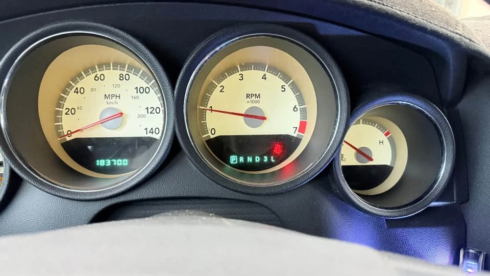 2008 Dodge Charger 6th Gen - Image 7 of 14