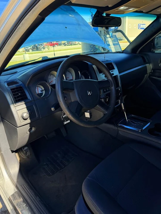2008 Dodge Charger 6th Gen - Image 7 of 9