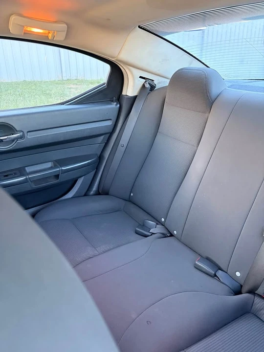 2008 Dodge Charger 6th Gen - Image 9 of 12