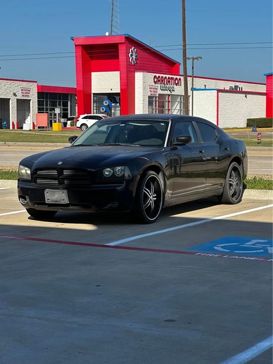 2008 Dodge Charger 6th Gen - Image 7 of 13