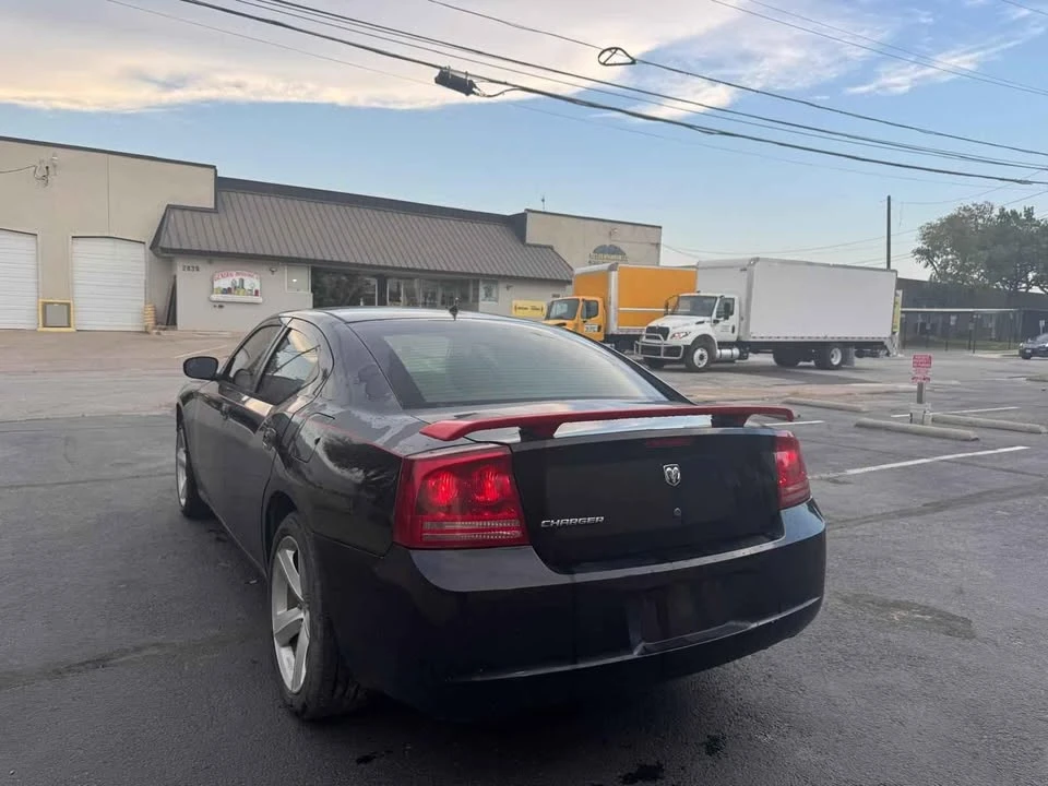2008 Dodge Charger 6th Gen - Image 17 of 19