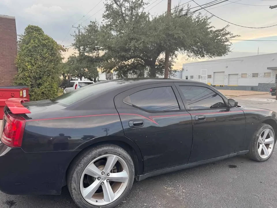 2008 Dodge Charger 6th Gen - Image 5 of 19