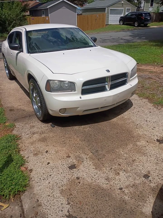 2008 Dodge Charger 6th Gen - Image 7 of 10