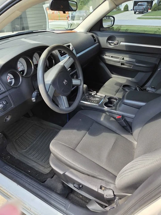 2008 Dodge Charger 6th Gen - Image 2 of 5