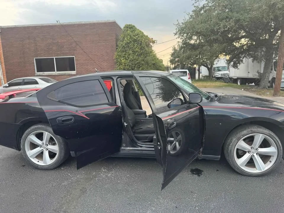 2008 Dodge Charger 6th Gen - Image 16 of 19