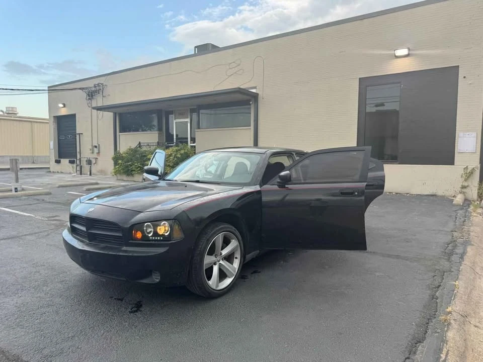 2008 Dodge Charger 6th Gen - Image 15 of 19