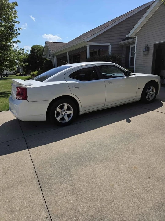 2008 Dodge Charger 6th Gen - Image 5 of 5