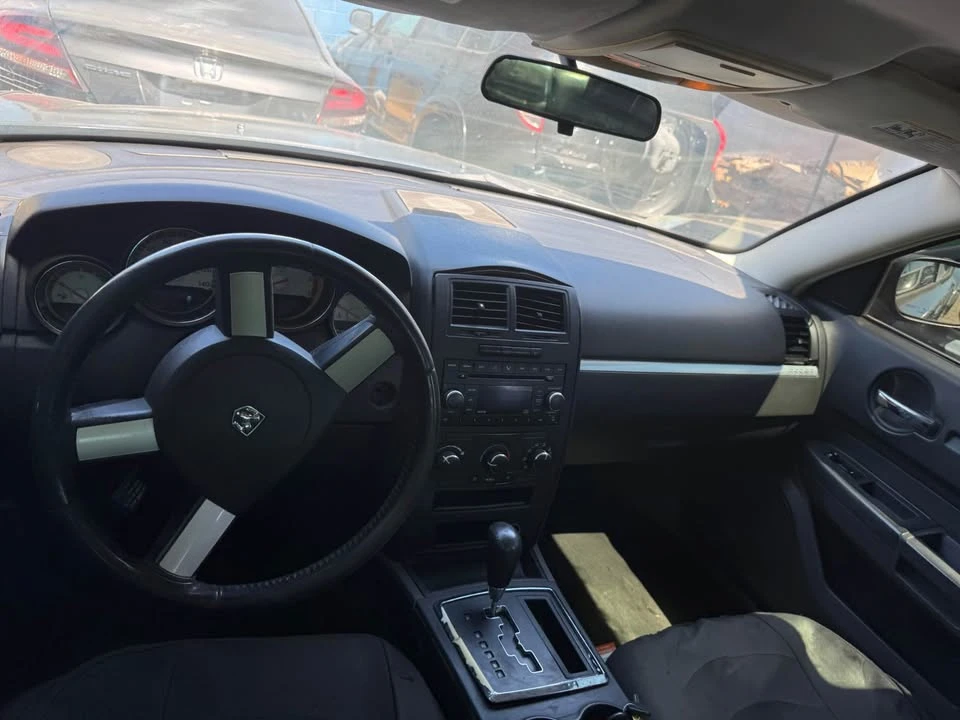 2008 Dodge Charger 6th Gen - Image 9 of 10