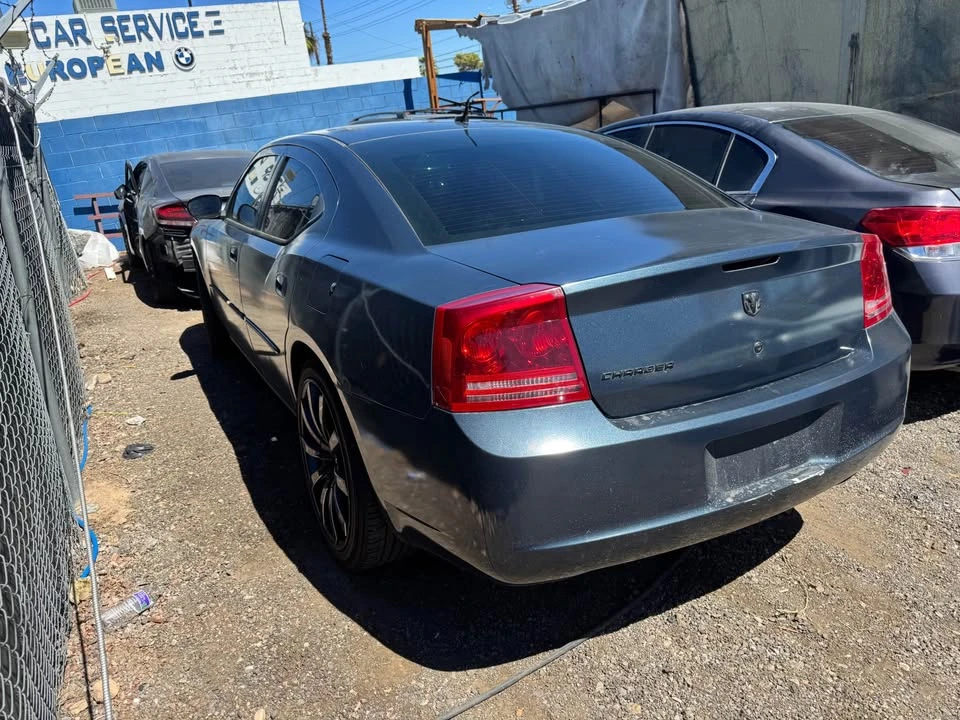 2008 Dodge Charger 6th Gen - Image 4 of 10