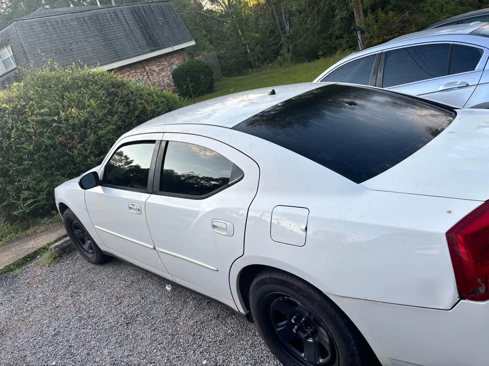 2008 Dodge Charger 6th Gen - Image 2 of 2