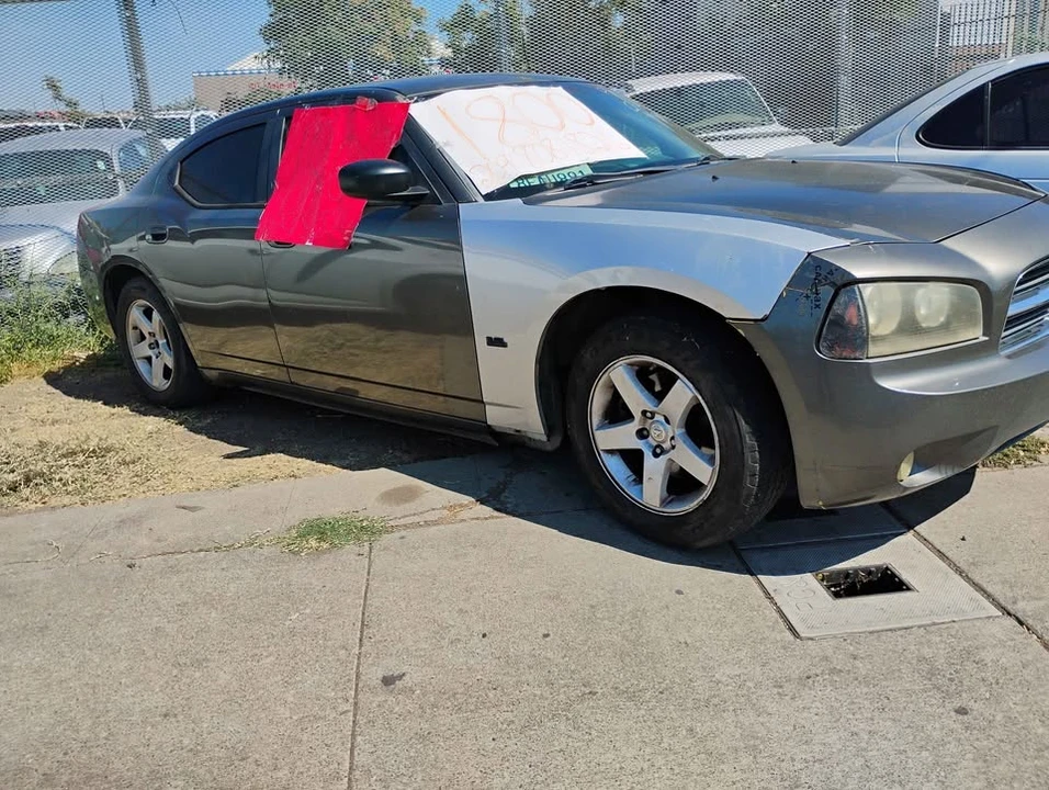 2008 Dodge Charger 6th Gen - Image 2 of 2