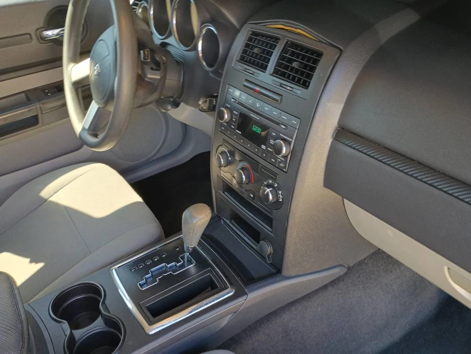 2008 Dodge Charger 6th Gen - Image 7 of 16