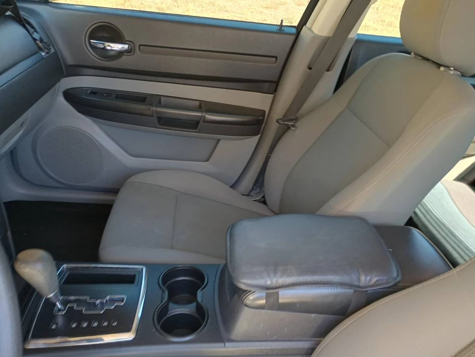 2008 Dodge Charger 6th Gen - Image 12 of 16