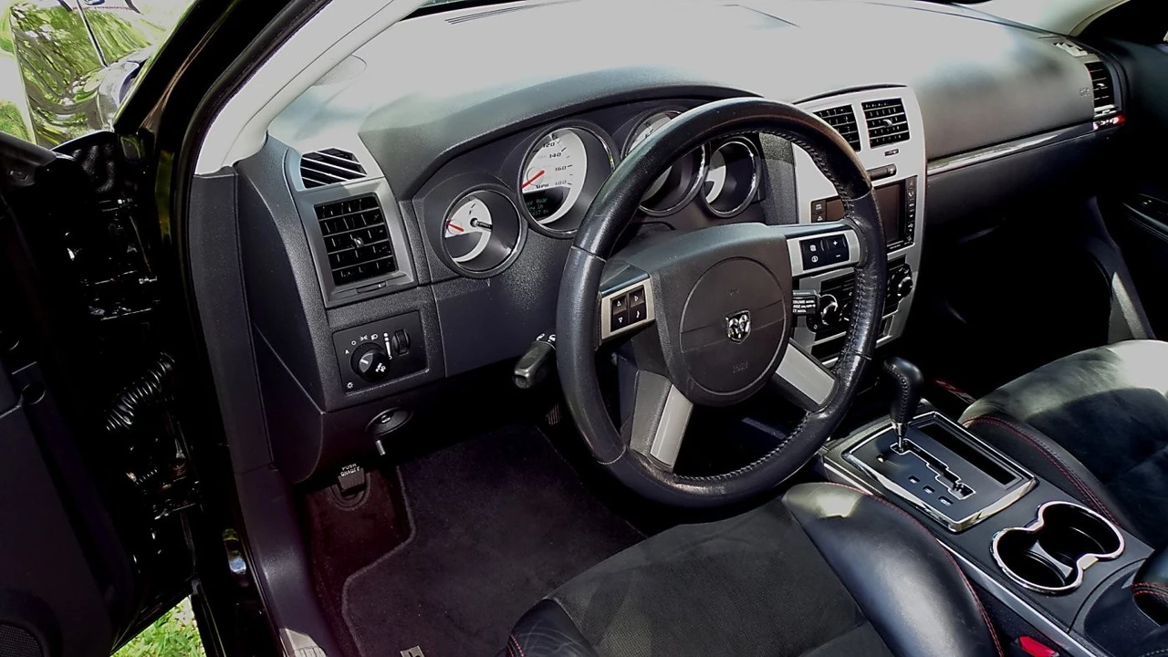 2008 Dodge Charger SRT & 392 6th Gen - Image 18 of 24