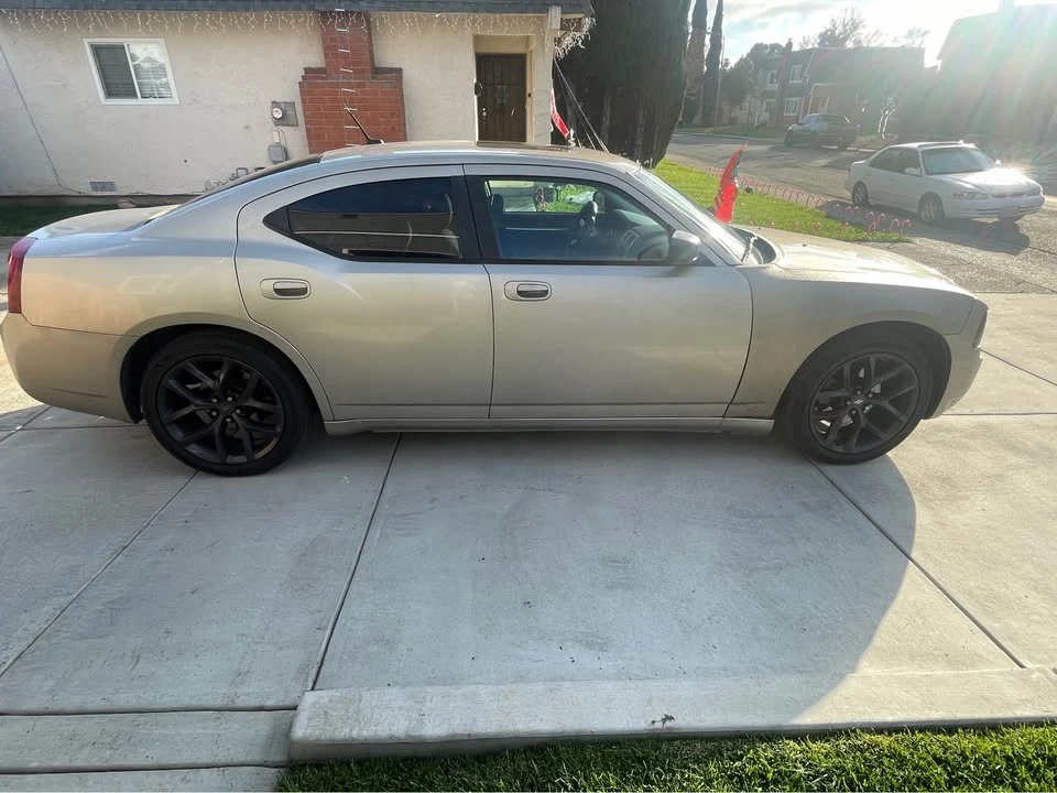 2008 Dodge Charger 6th Gen - Image 3 of 10
