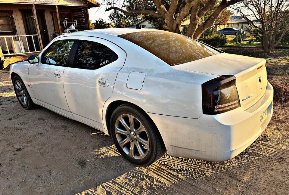 2008 Dodge Charger 6th Gen - Image 2 of 2