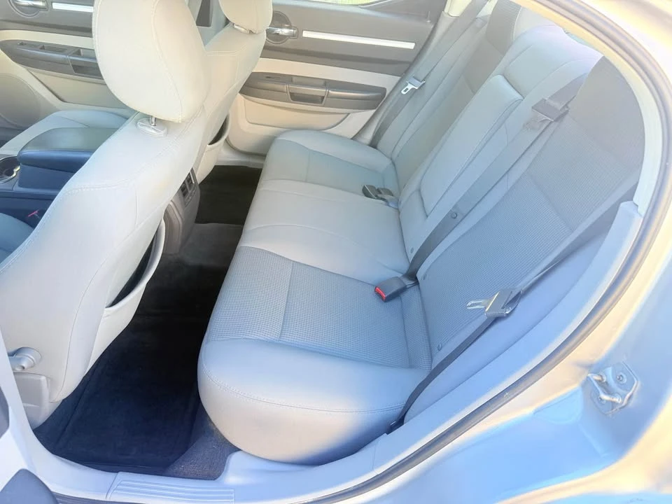 2008 Dodge Charger 6th Gen - Image 10 of 16