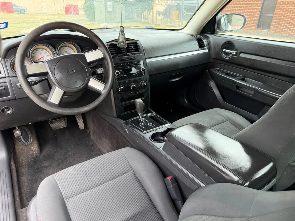 2008 Dodge Charger 6th Gen - Image 9 of 12