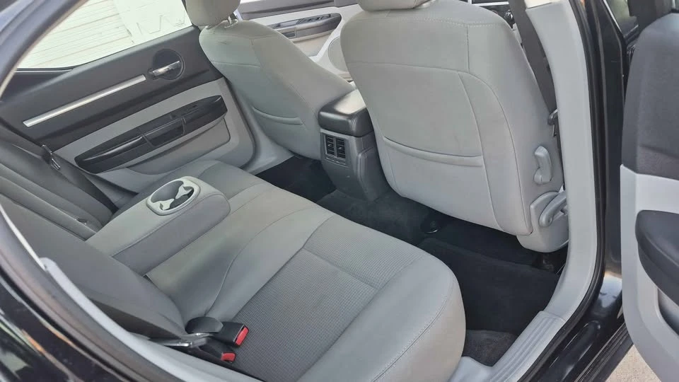 2008 Dodge Charger 6th Gen - Image 12 of 14