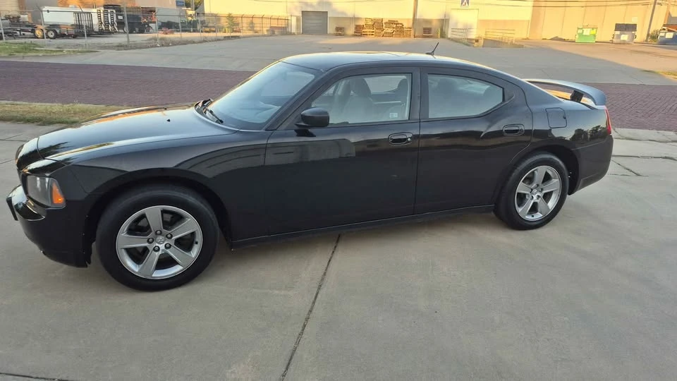 2008 Dodge Charger 6th Gen - Image 3 of 14