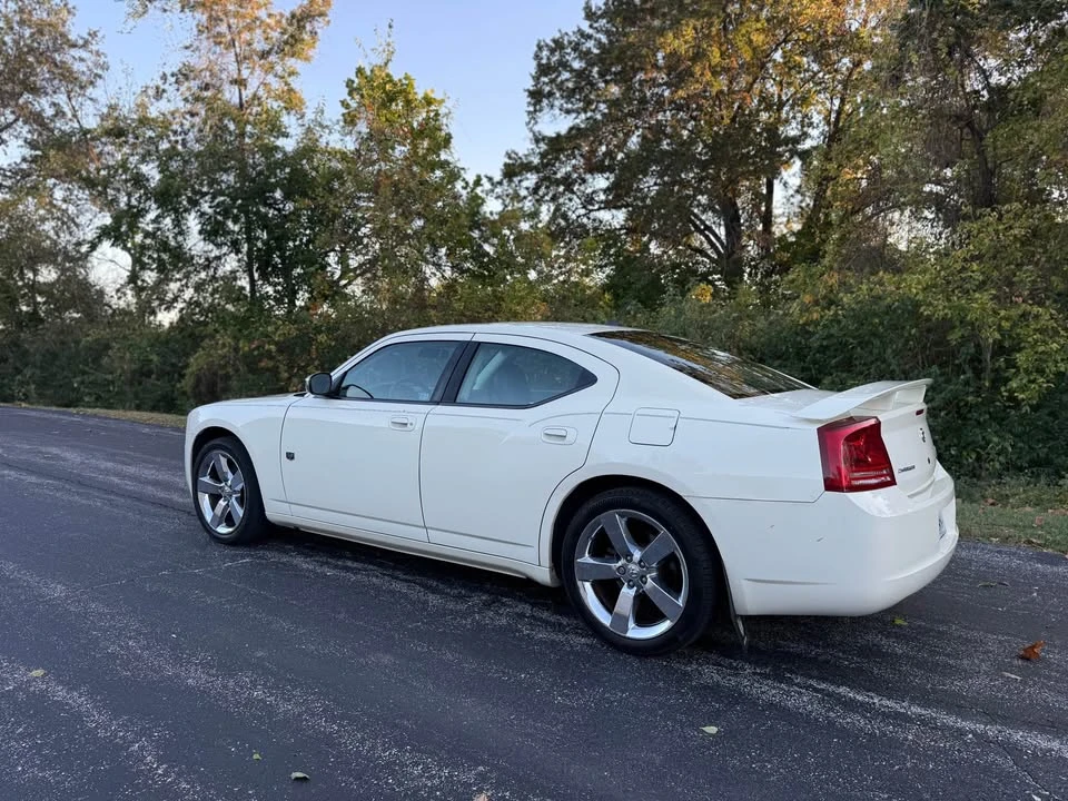 2008 Dodge Charger 6th Gen - Image 4 of 6
