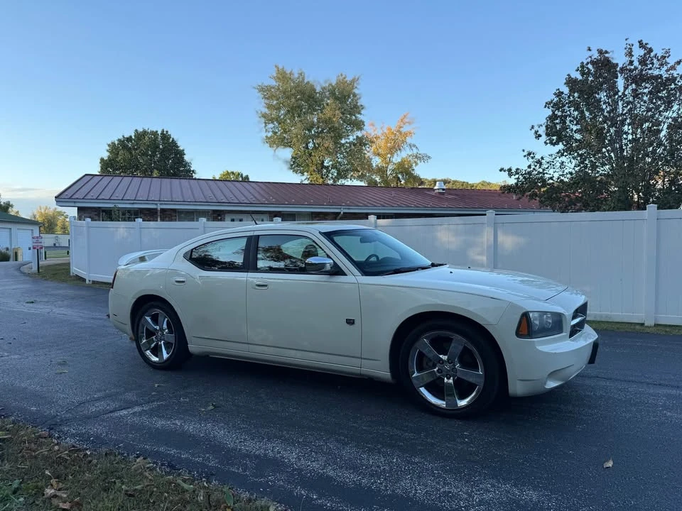 2008 Dodge Charger 6th Gen - Image 2 of 6