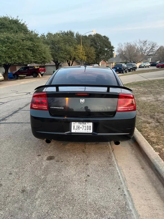 2008 Dodge Charger 6th Gen - Image 4 of 9
