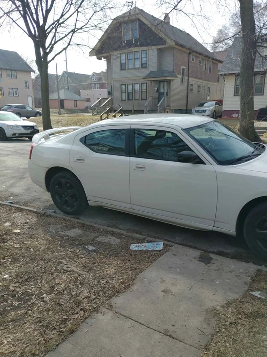 2008 Dodge Charger 6th Gen - Image 5 of 7